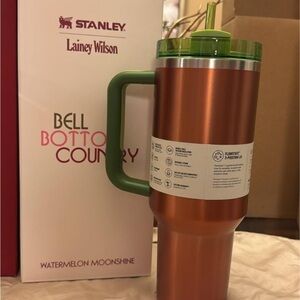 Watermelo moonshine stanley 40oz new only opened for pictures